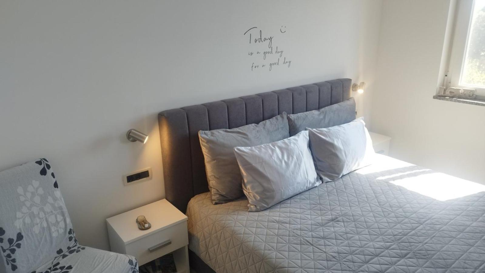 Crystal Apartment Umag Extérieur photo